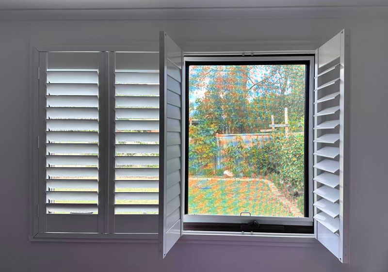 Solid Wood / PVC plantation shutters